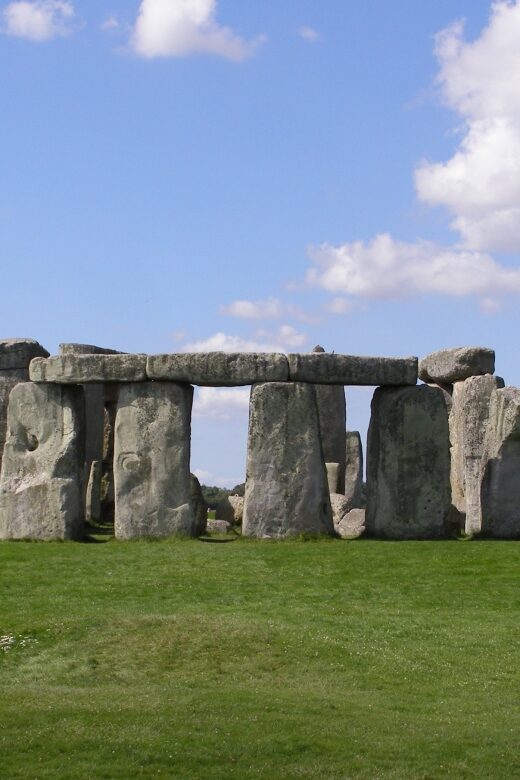 From Southampton: Stonehenge and Bath Guided Day Trip - How the Guide-Driver Changes the Quality of the Day