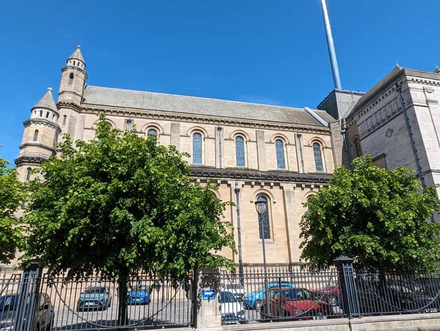 German Walking Tour City centre Belfast- Belfast entdecken - Linen Quarter and High Street: trade routes and everyday Belfast