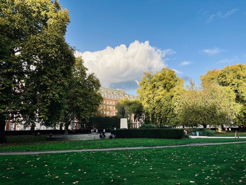 Ghosts and Legends of Mayfair Walking Tour - London - St James’s Palace finish: the murder mystery payoff