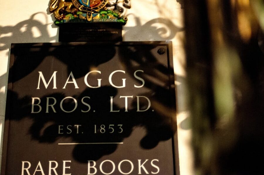 Ghosts and Legends of Mayfair Walking Tour - London - Clarence House: royal neighborhood, darker legends