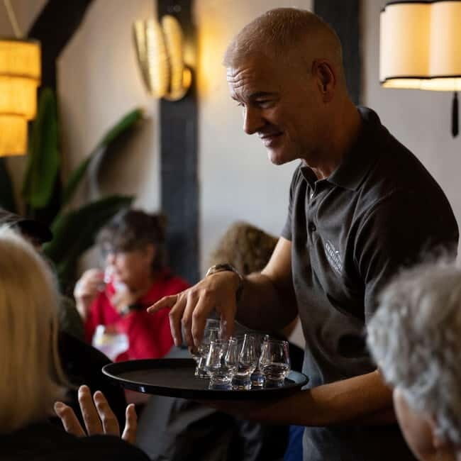 Gin Tasting at Judith’s, Shakespeare Distillery - How the 1-Hour Session Flows From Welcome Drink to Three Tastings