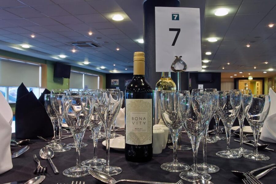 Glasgow: Celtic Park Number 7 Restaurant - Sunday Carvery at Celtic Park: The Set-Date Twist