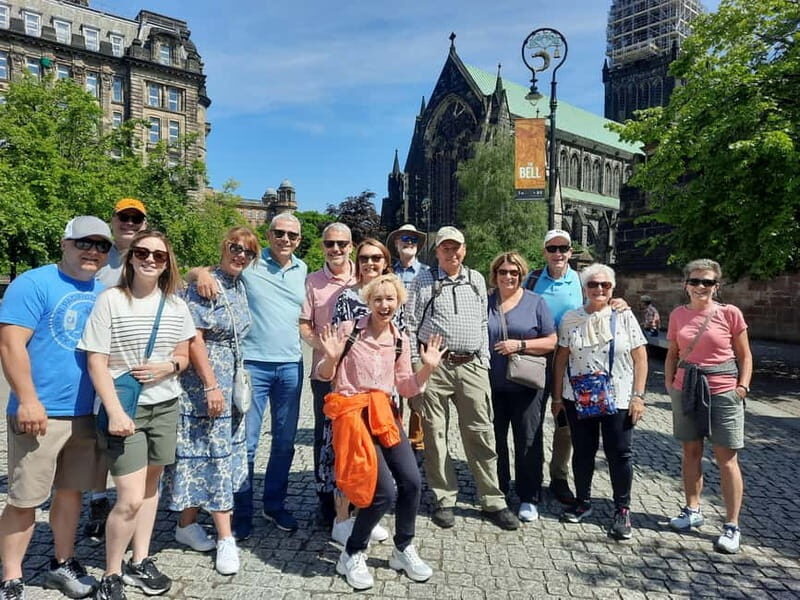 Glasgow: City Center Guided Walking Tour - George Square meeting point: start where the story is already written