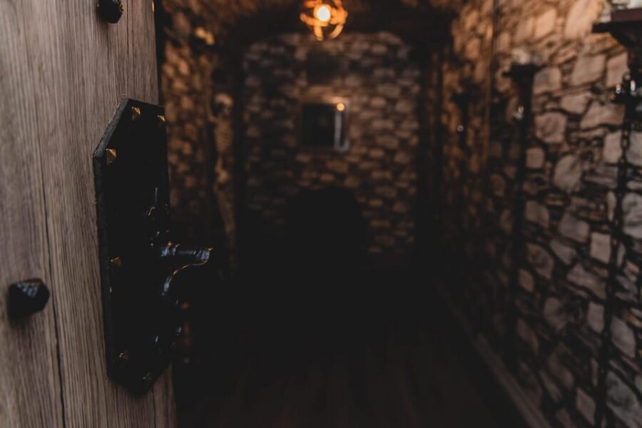 Glasgow: Escape Room The Ghost of Mary Queen of Scots - Key points to know before you go