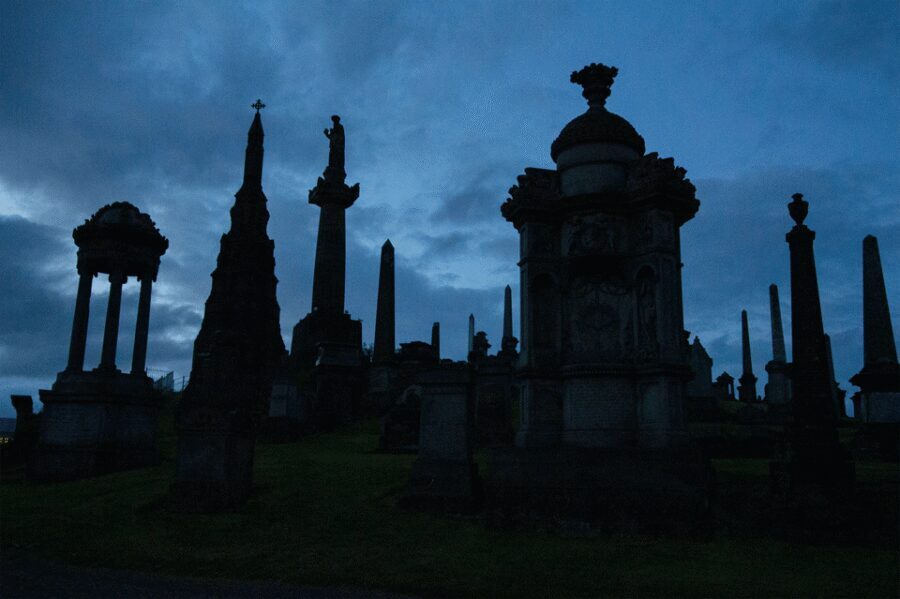 Glasgow: Ghouls, Ghosts & Gruesome Tales Guided Walking Tour - Key things you’ll notice on this Glasgow ghost tour