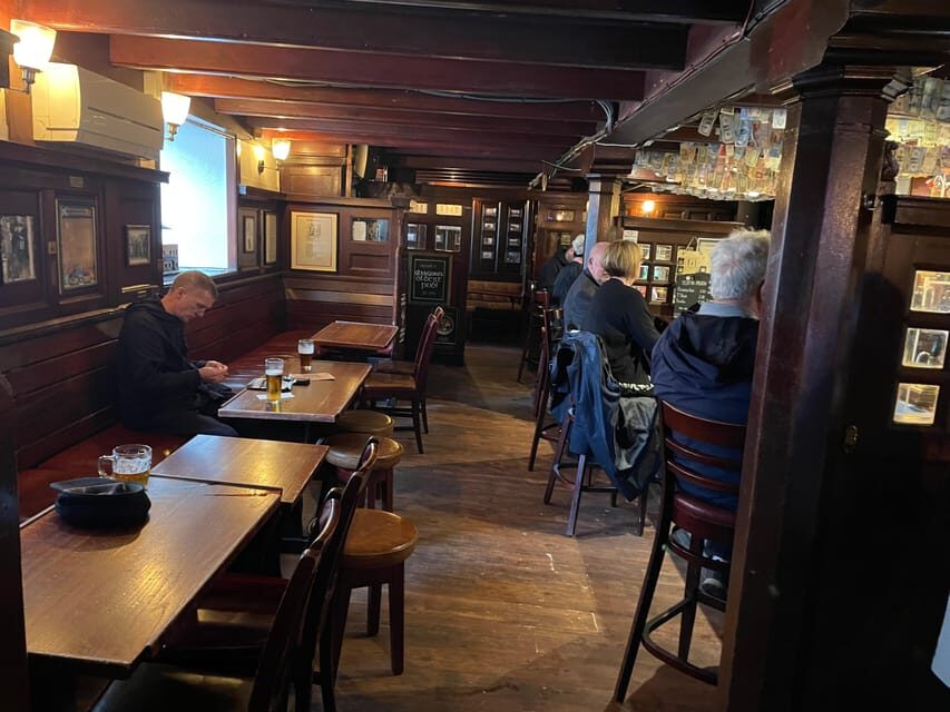 Glasgow: Go Drinking whisky with a Scotsman - Why whisky became a Glasgow-and-Scotland story