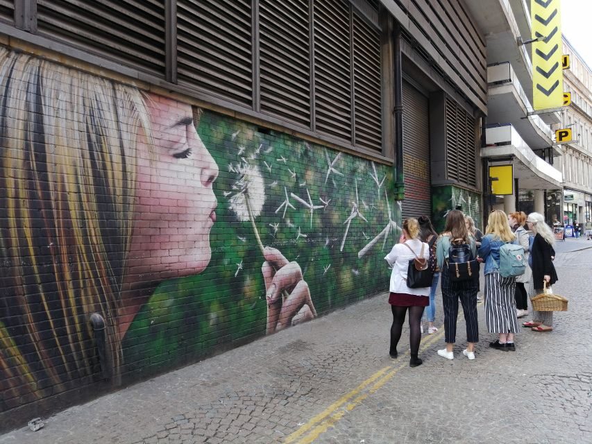 Glasgow: Street Art Guided Walking Tour - Why this Glasgow street art walk feels different