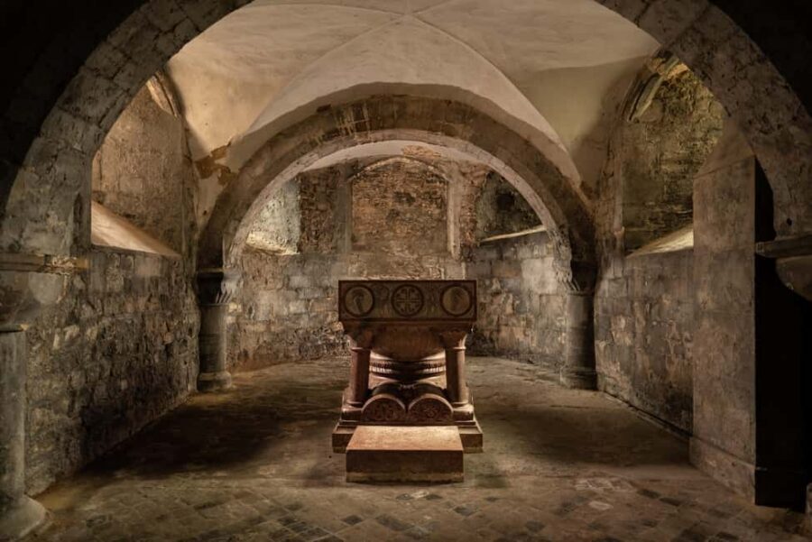 Gloucester Cathedral: Crypt Tour - From the South Transept to the steps below: the atmosphere shift you can feel