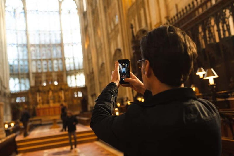 Gloucester Cathedral: Highlights Tour - The South Transept and Great East Window: where stained glass becomes the lesson