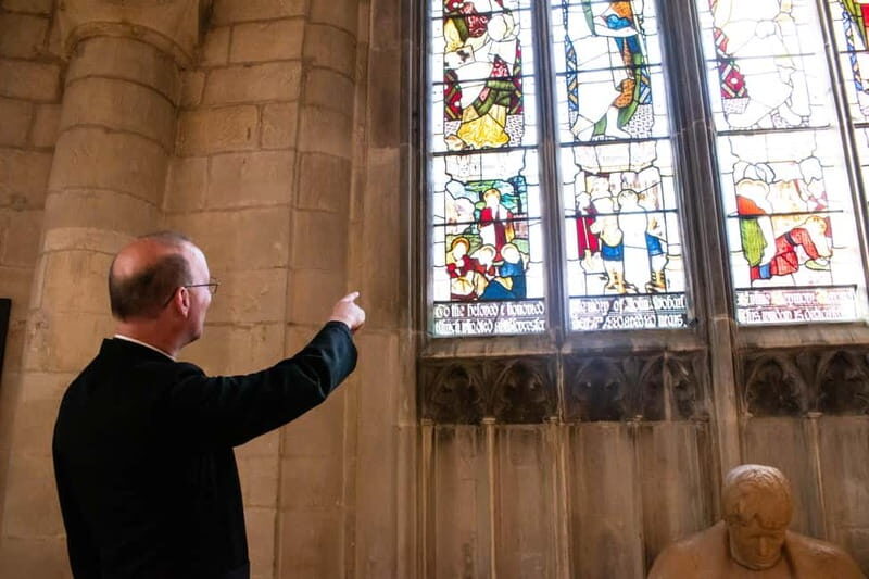 Gloucester Cathedral: Highlights Tour - Pace and group feel: why it doesn’t feel rushed