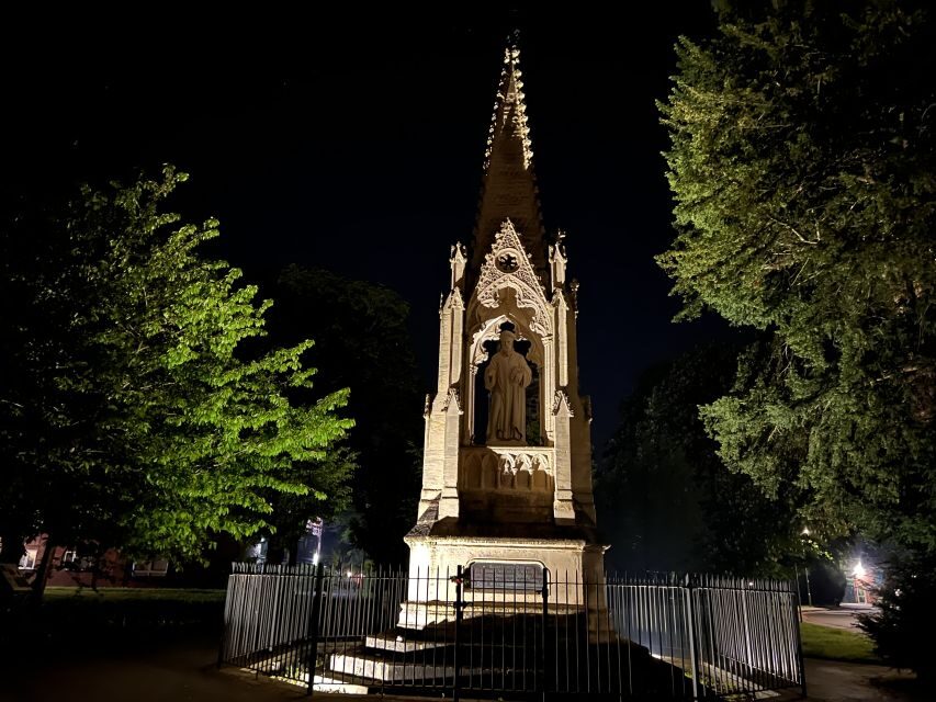 Gloucester: Ghost-Themed Guided Walking Tour - Meeting at the Folk of Gloucester museum (and finding the guide fast)