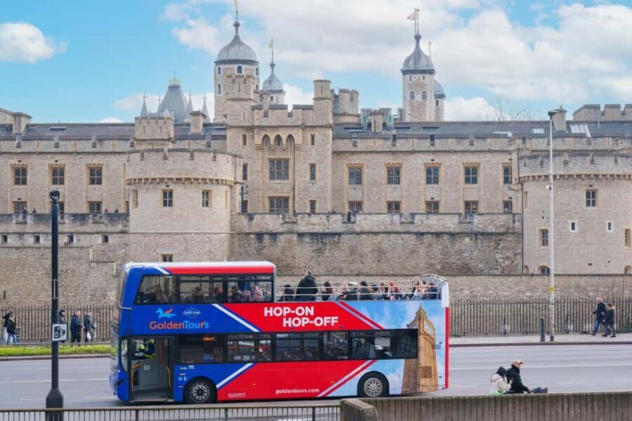 Golden Pass - London's All-In-One Sightseeing Ticket - London Eye and SEA LIFE London: two stops that work well together