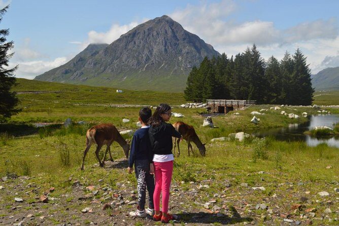 Greenock Private Tour Stirling Castle & Loch Lomond - Callander for retail therapy: a quick break with local character