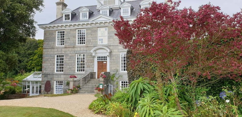 Guernsey: Half-Day Island Shore Excursion Tour - Weather, Heat, and a Coach You Can’t Control
