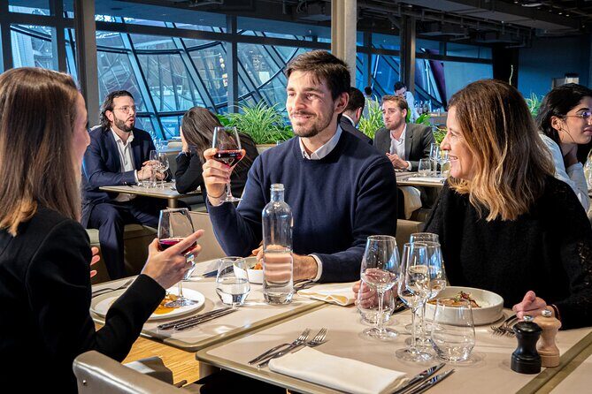 Guided Luxury Paris Day Trip with Optional Lunch at the Eiffel Tower - Air-Conditioned Coach Panoramas: Paris in Smart Chunks