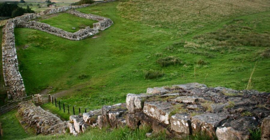 Hadrian's Wall: 4.5-Hour Guided Tour - The Wall walk: spotting the details that make Hadrian’s Wall click