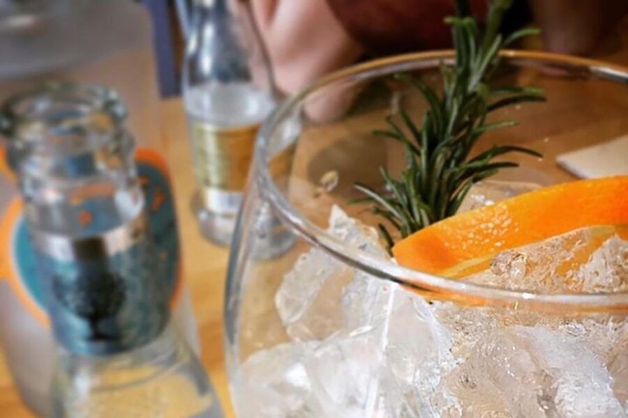 Haggis paired with whisky & gins in 56 North distillery! - The 2-Hour Plan: How the Timing Usually Feels