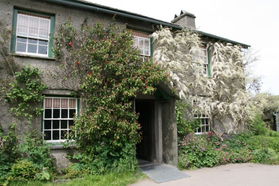 Half-Day Tour of Beatrix Potter Country and Places - Wray Castle: where Beatrix first fell for the Lake District