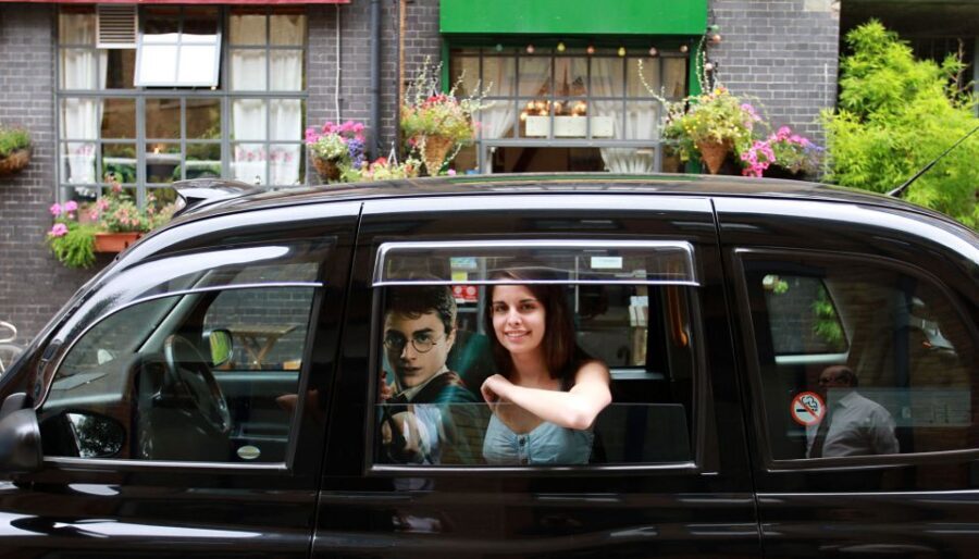 Harry Potter film locations Tour in London - Leaky Cauldron and the Third Hand Book Emporium: Storybook London Details