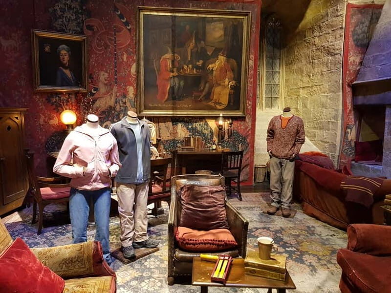 Harry Potter Studio Ticket & Tour of London Film Locations - How much walking is too much?