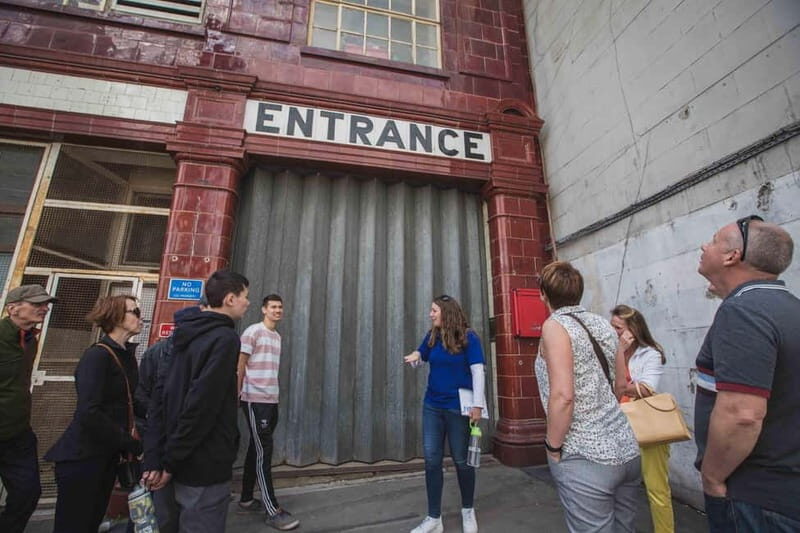 Hidden London Walking Tour - The hidden sidestreets between stops: how the route stays fun in 90 minutes