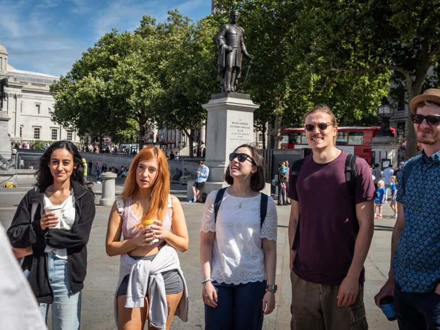 Inside Buckingham Palace & See The Westminster Sights Tour - Buckingham Palace Photo Stop to Palace Daydream Setup