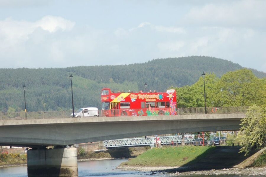 Inverness: City Sightseeing Hop-On Hop-Off Bus Tour - Inverness Castle, Flora MacDonald Statue, and the 3 Graces