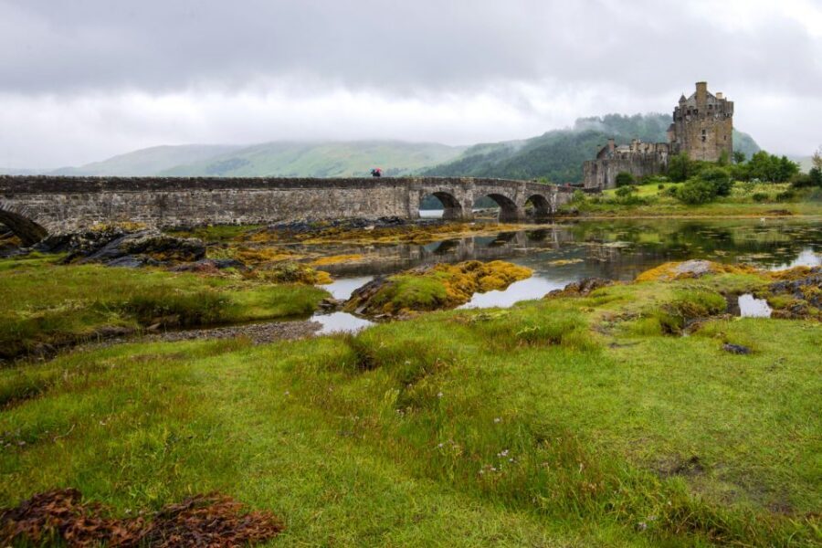 Inverness: Isle of Skye and Eilean Donan Castle Day Trip - Portree for lunch and sea views: where Skye feels lived-in