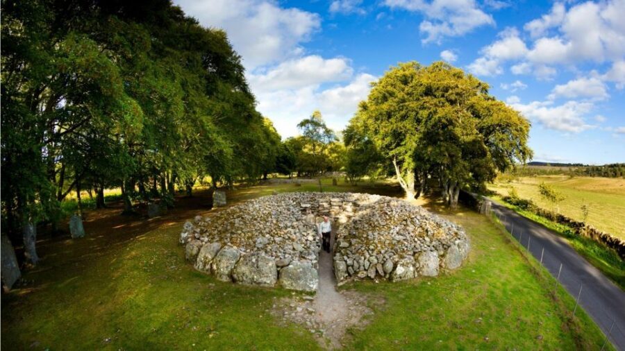 Inverness: Loch Ness Cruise, Castle, and Outlander Tour - Beauly Priory and Lunch Break: The Pace-Reset You Need