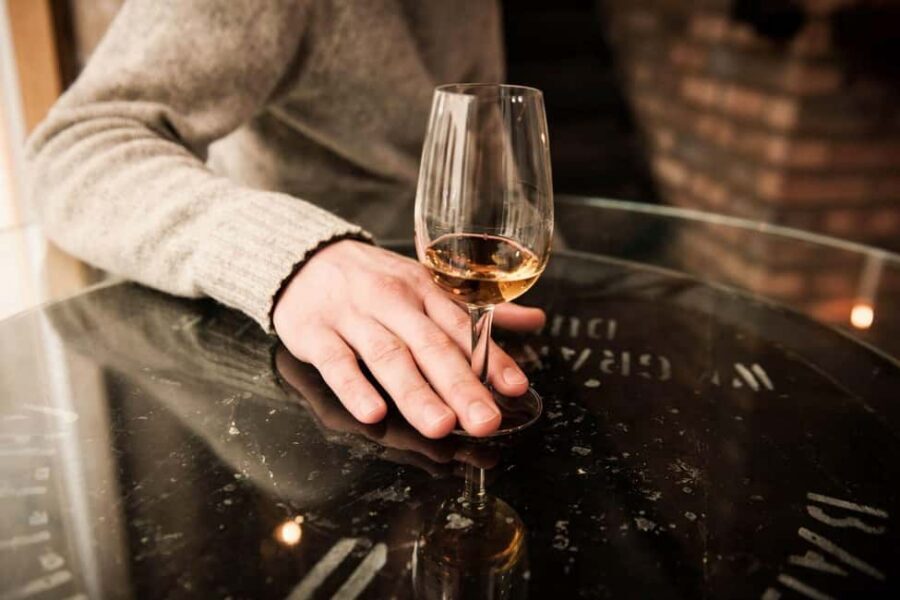 Inverness: Loch Ness, Outlander & Whisky Distillery - Highland whisky at The Singleton of Glen Ord: tasting without the pressure