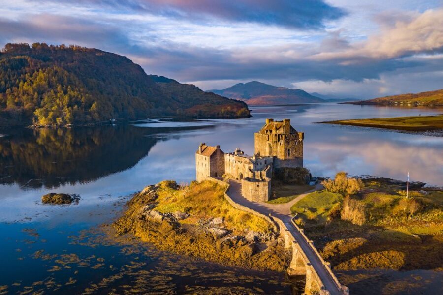 Inverness: Loch Ness, Skye, & Eilean Donan Castle Tour - Getting started in Inverness: the Waverley Centre meet-up that sets the tone
