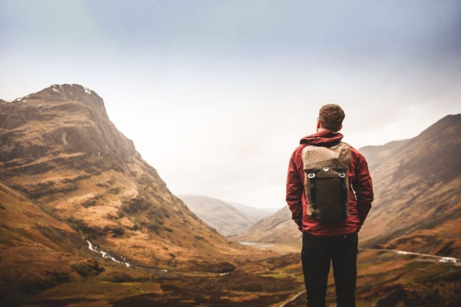 Iona, Mull, and Isle of Skye: 5-Day Tour from Edinburgh - Guide Style: Stories, Optional Extras, and the One Thing to Choose Yourself