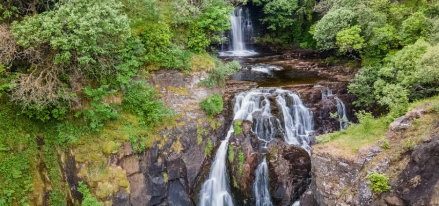 Isle of Skye Driving Tour from Portree with an APP - Lealt Falls and Kilt Rock: when sound and coastline take over
