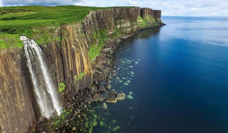 Isle of Skye: Sightseeing Highlights Minibus Tour - Sligachan and the Cuillin Mountains: The Day’s First Big Windows