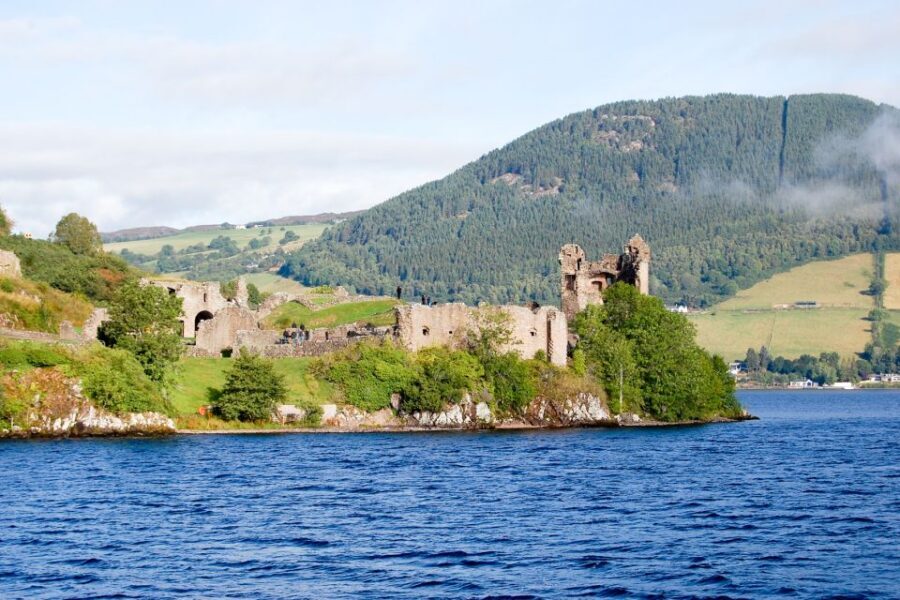 Isle of Skye & The Highlands: 3-Day Guided Tour from Glasgow - Loch Ness and Urquhart Castle: Nessie hunting with real-world options