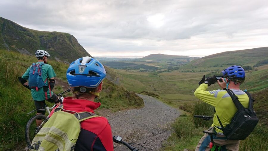 Keswick: Mountain Bike Guiding - Why Rich’s Rescue and Coaching Background Changes the Mood