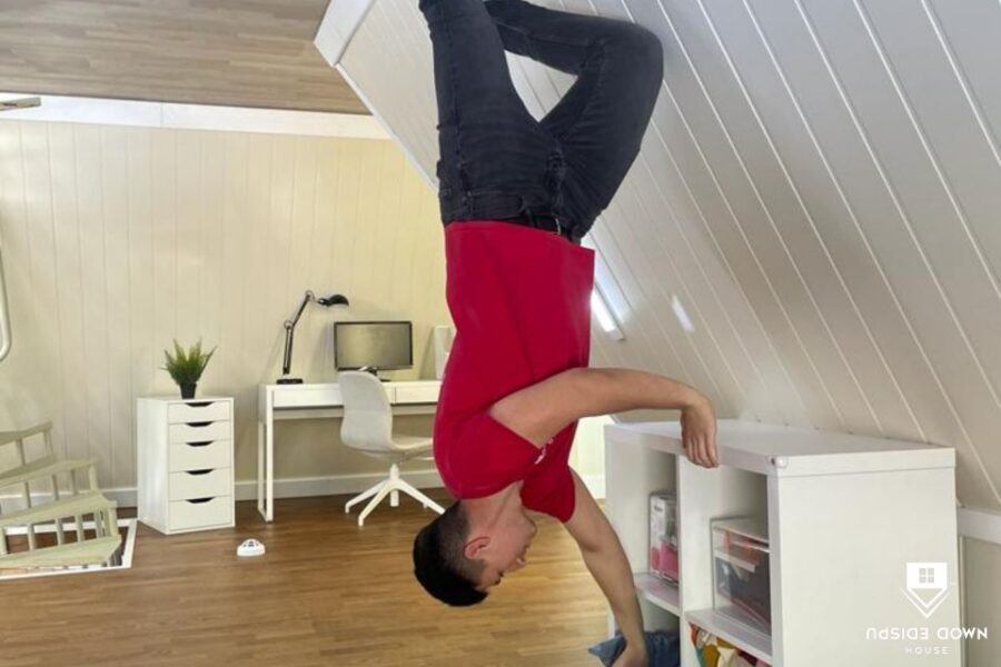 Lakeside: Upside Down House Entry Ticket - Your Hour-Plus Plan Inside the Upside Down House