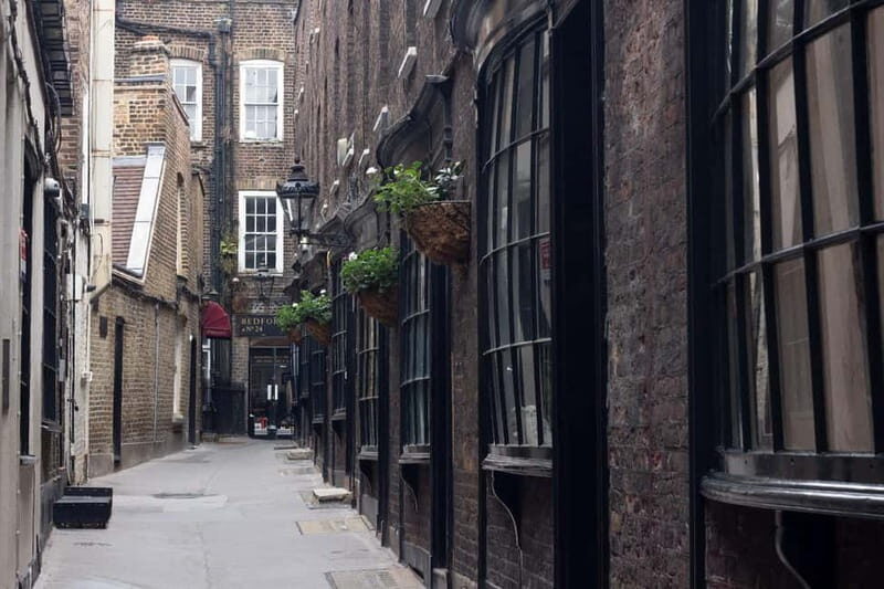 Lights, Camera, London! Movie Locations Walking Tour - Great Scotland Yard and The Blackfriar: Where Crime Stories Feel Earned