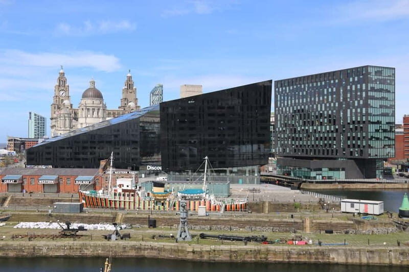 Liverpool: 1-Hour Guided Tour along the Waterfront - Getting your bearings fast on Liverpool’s waterfront