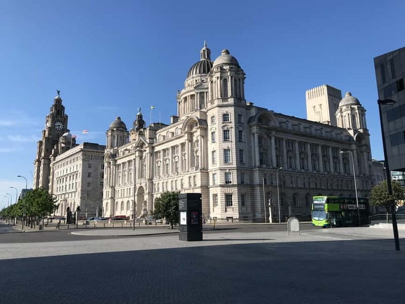 Liverpool: 1-Hour Guided Tour along the Waterfront - Meeting at the Beatles statues near the Mersey Ferry Terminal