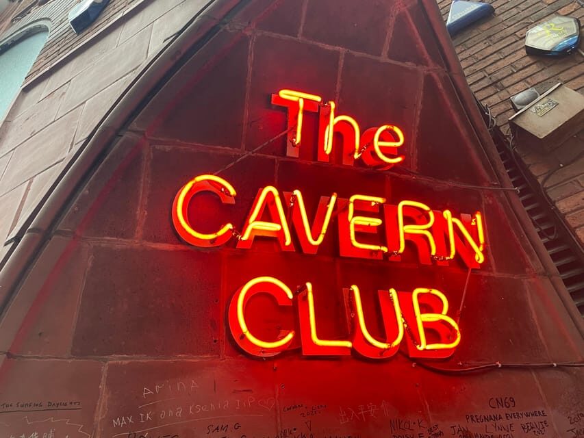 Liverpool: 2-hour Best of the Beatles Highlights Taxi Tour - Pickup at the Hard Days Night Hotel or Liverpool cruise terminal