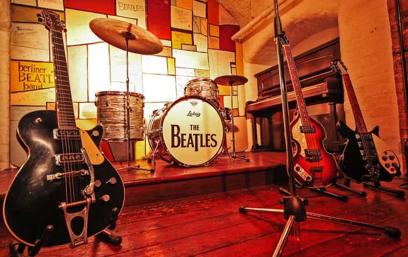Liverpool and The Beatles Day Tour from London - Beatles Story Exhibition: a 105-minute museum break that pays off