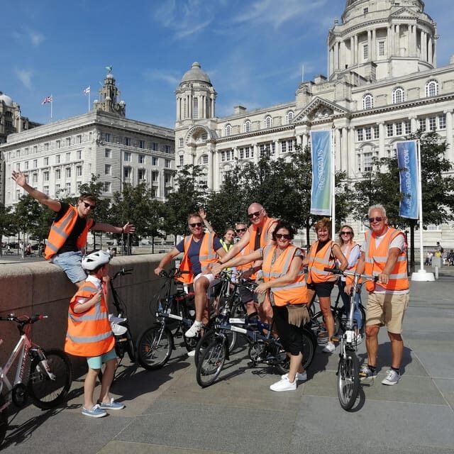 Liverpool: City Centre Highlights Tour on eBikes - First Gear: Where to Meet and How the Ride Gets Started