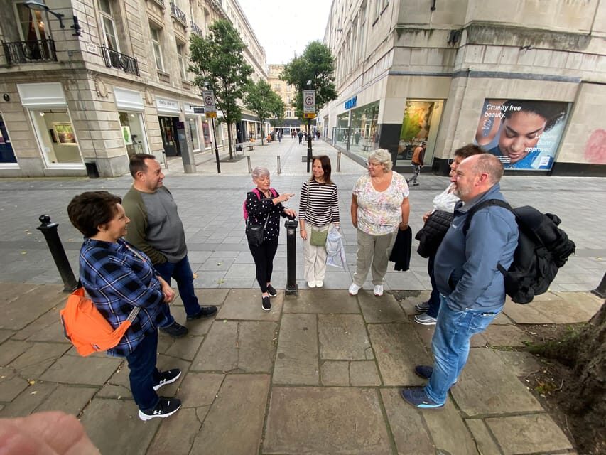 Liverpool: Guided Food and Drink Tour with Full Lunch - Price and value: is $161 worth it for a 3-hour lunch route?