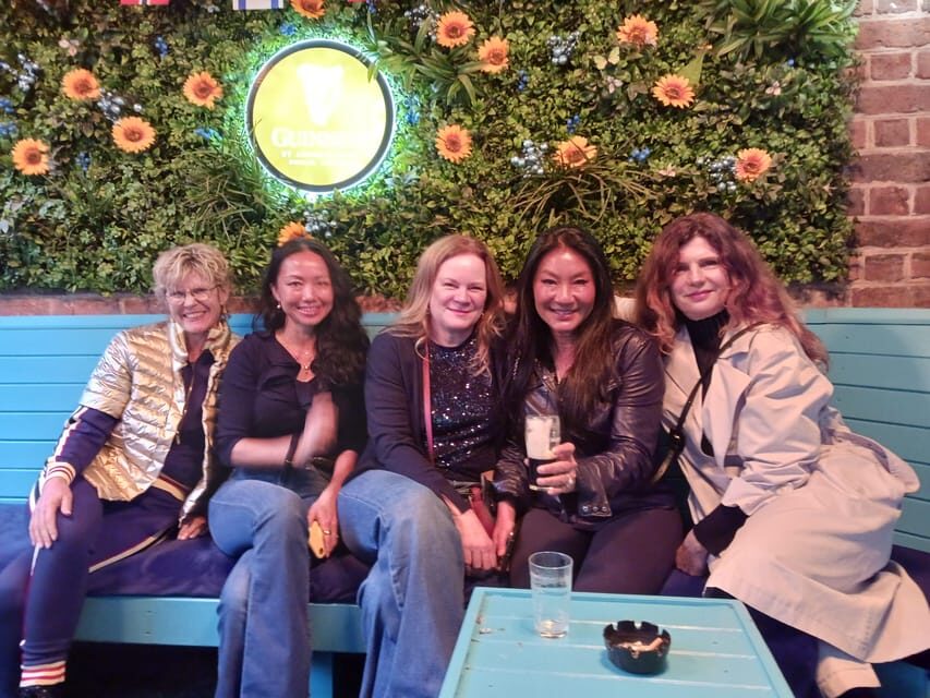 Liverpool: Guided Pub Crawl Tour with 3 Drinks - What to expect from timing and energy levels
