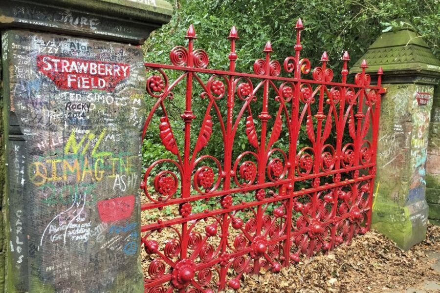 Liverpool: Private 3-Hour Beatles Classic Tour by Taxi - Why this Liverpool Beatles tour works better than a big-bus loop