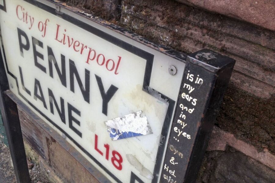 Liverpool: Private 3-Hour Beatles Classic Tour by Taxi - Eleanor Rigby’s grave and Strawberry Fields red gates: your photo choice