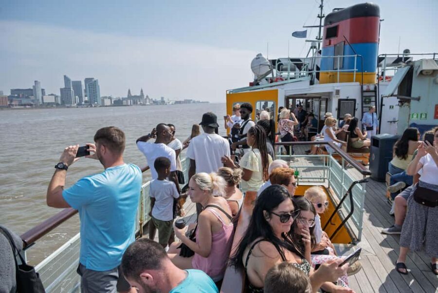 Liverpool: Sightseeing River Cruise on the Mersey River - Liverpool Cathedral and the finish back toward Mersey Ferries