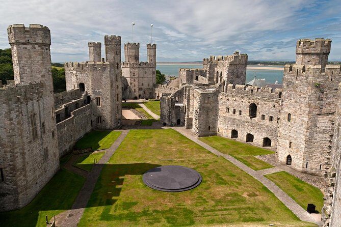 Llanberis, Conwy and Caernarfon Castle: A Self-Guided Driving Tour of Snowdonia - Key points before you start (Conwy to Caernarfon, on your terms)
