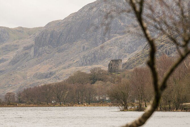 Llanberis, Conwy and Caernarfon Castle: A Self-Guided Driving Tour of Snowdonia - The coast story: mountains, valleys, Victorian villages, and the meaning of Welsh names